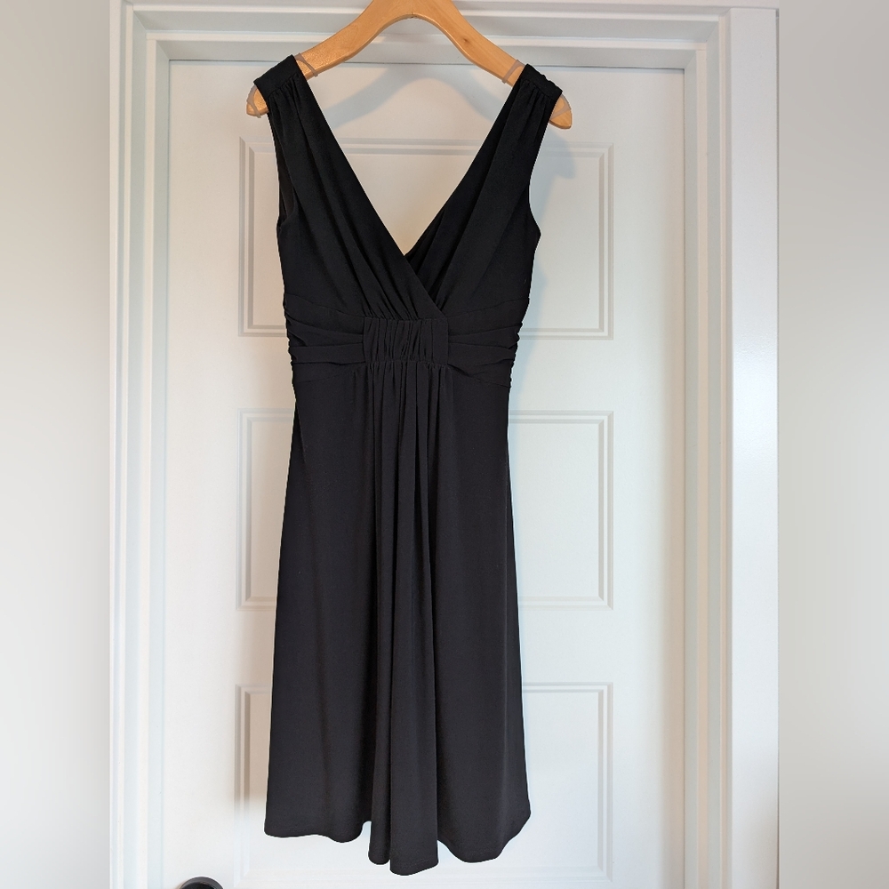 Women's White House Black Market Little Black Dress Size 0